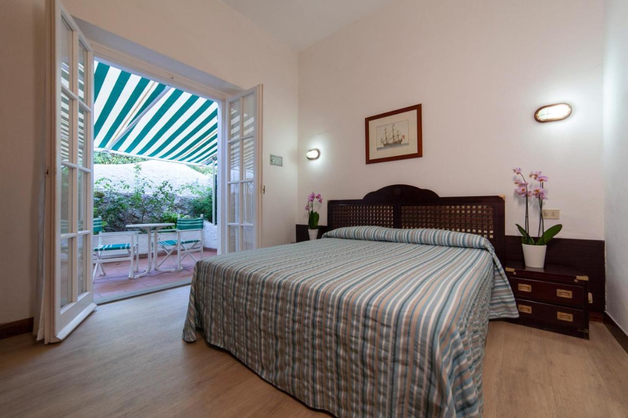 Hotel Antares Capoliveri  Ngoại thất bức ảnh