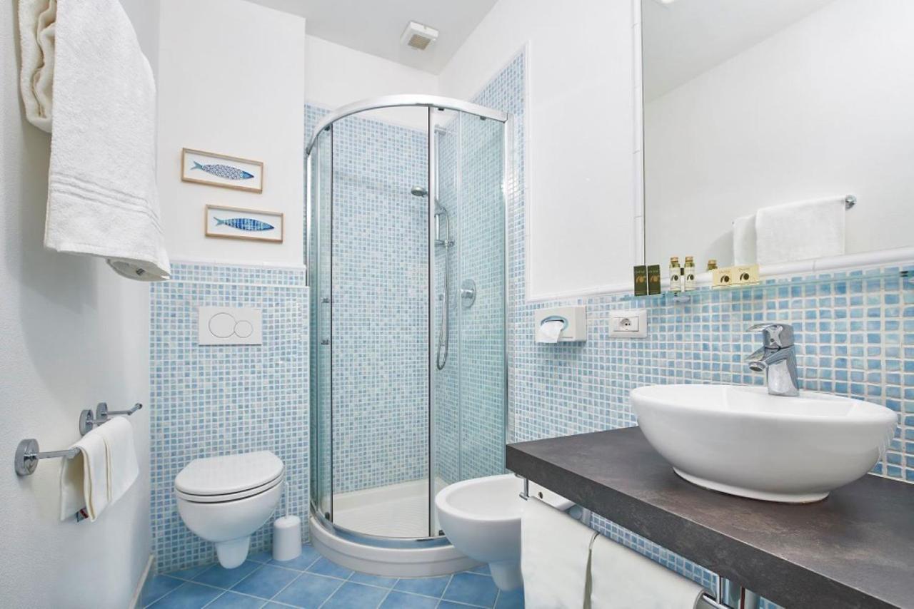 Hotel Antares Capoliveri  Ngoại thất bức ảnh